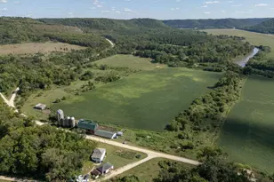 3681 Berland Rd, Houston, MN 55943 - Photo 4