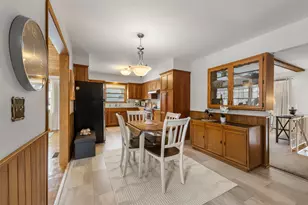 3617 Coolidge St NE, Saint Anthony, MN 55418 - Photo 10