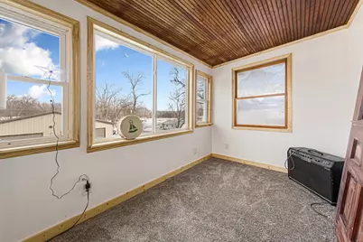 215 Front Street E, Redwood Falls, MN 56283 - Photo 10