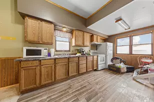 215 Front St E, Redwood Falls, MN 56283 - Photo 6