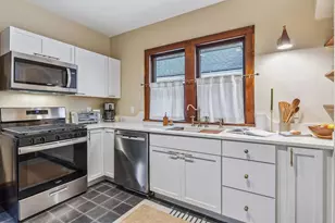 767 Holly Ave, Saint Paul, MN 55104 - Photo 10