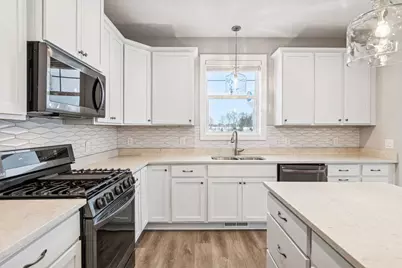 17975 Greenwich Way, Lakeville, MN 55044 - Photo 8