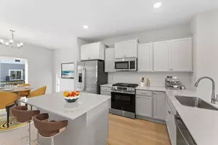 1526 Traverse Ln, West Saint Paul, MN 55118 - Photo 2