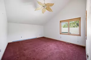 8031 Tierneys Woods Curv, Bloomington, MN 55438 - Photo 28