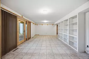 8031 Tierneys Woods Curv, Bloomington, MN 55438 - Photo 32