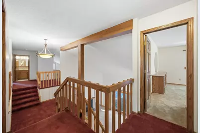 8031 Tierneys Woods Curve, Bloomington, MN 55438 - Photo 20