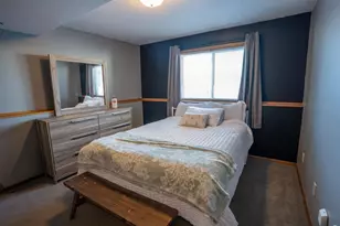 210 8th Ave NW, Plainview, MN 55964 - Photo 28