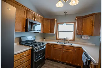 210 8th Avenue NW, Plainview, MN 55964 - Photo 56