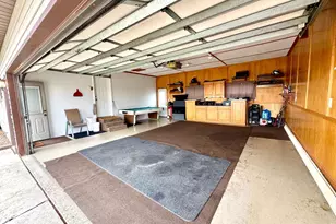 1112 10th St, Gaylord, MN 55334 - Photo 2