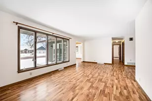 1015 1st St E, Glencoe, MN 55336 - Photo 12