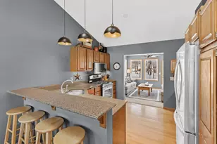 8699 Mary Jane Cir, Chanhassen, MN 55317 - Photo 8