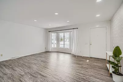 8317 Rhode Island Drive N, Brooklyn Park, MN 55445 - Photo 6