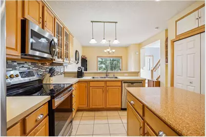 13750 54th Avenue N #106, Plymouth, MN 55446 - Photo 8