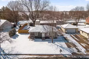 185 Loretto St, Loretto, MN 55357 - Photo 2
