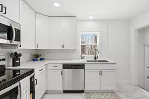 518 W 32nd St, Minneapolis, MN 55408 - Photo 12