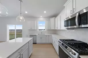 20333 Gadget Cir, Lakeville, MN 55044 - Photo 14