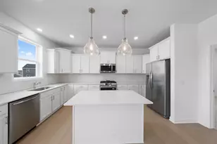 20333 Gadget Cir, Lakeville, MN 55044 - Photo 12