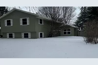 2112 8th Street SW, Willmar, MN 56201 - Photo 4