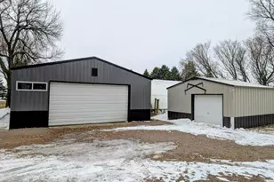 6005 30th Ave SW, Montevideo, MN 56265 - Photo 6