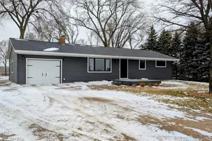 6005 30th Ave SW, Montevideo, MN 56265 - Photo 1