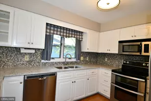 580 Evergreen Dr, New Richmond, WI 54017 - Photo 8