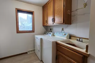 135 Grove St N, Cannon Falls, MN 55009 - Photo 12