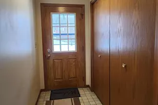 135 Grove St N, Cannon Falls, MN 55009 - Photo 4