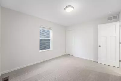10431 Glenbrook Avenue S, Cottage Grove, MN 55016 - Photo 16