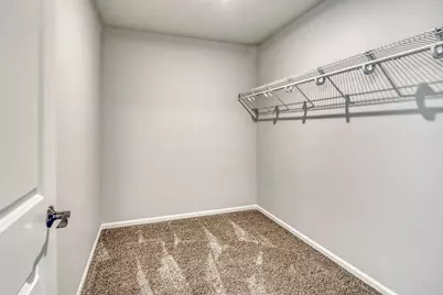 3521 Grandwood Drive N, Fargo, ND 58102 - Photo 40