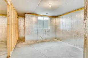 3521 Grandwood Dr N, Fargo, ND 58102 - Photo 48