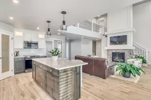 3521 Grandwood Dr N, Fargo, ND 58102 - Photo 8