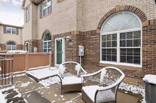 6514 Regency Ln, Eden Prairie, MN 55344 - Photo 2