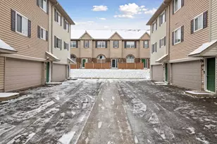 6514 Regency Ln, Eden Prairie, MN 55344 - Photo 32