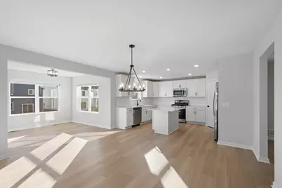 10419 Glenbrook Avenue S, Cottage Grove, MN 55016 - Photo 6