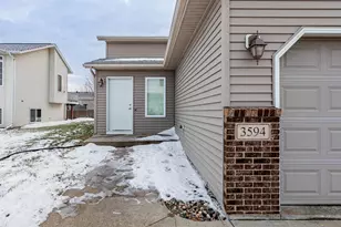 3594 Taylor St S, Fargo, ND 58104 - Photo 2
