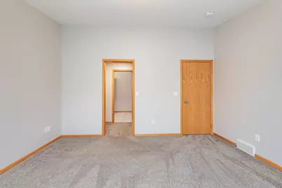 3594 Taylor Street S, Fargo, ND 58104 - Photo 14