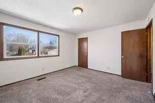 919 Ridge Dr SE, Saint Michael, MN 55376 - Photo 18