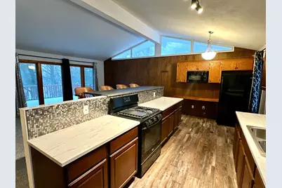 1562 Circle Lane, Burnsville, MN 55337 - Photo 2