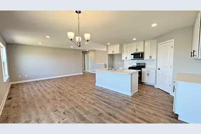 7080 Mackenzie Court NE, Otsego, MN 55330 - Photo 2