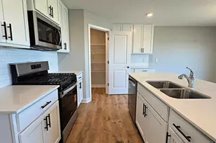 7080 Mackenzie Ct NE, Otsego, MN 55330 - Photo 8