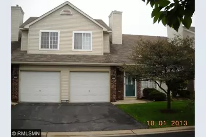 949 Old Steine Circle, New Brighton, MN 55112 - Photo 1