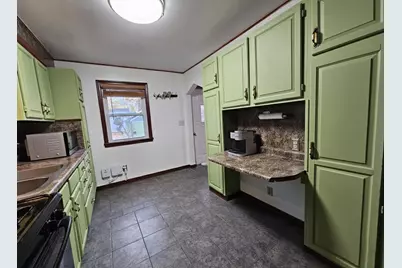 1836 Bush Avenue E, Saint Paul, MN 55119 - Photo 10