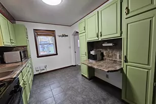 1836 Bush Ave E, Saint Paul, MN 55119 - Photo 10