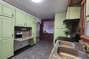 1836 Bush Ave E, Saint Paul, MN 55119 - Photo 8