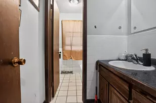 585 Cottage Ave W, Saint Paul, MN 55117 - Photo 16