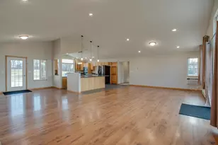 2262 Edgewood Dr, Detroit Lakes, MN 56501 - Photo 8