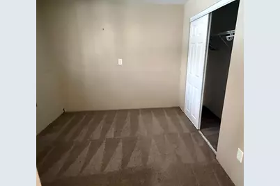 565 Skillman Avenue E, Maplewood, MN 55117 - Photo 16