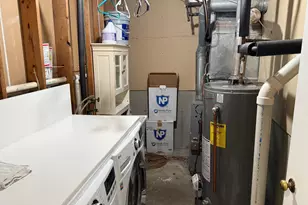 565 Skillman Ave E, Maplewood, MN 55117 - Photo 20