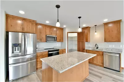 404 11th Street SE, Freeport, MN 56331 - Photo 6