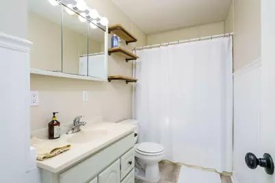 2656 Hillview Road, Mounds View, MN 55112 - Photo 10